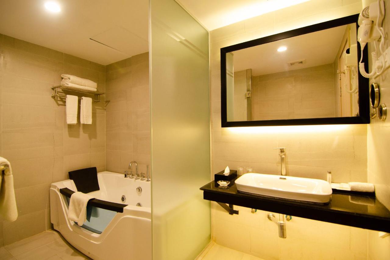 Best Western Sks Chattogram Chittagong Exterior photo