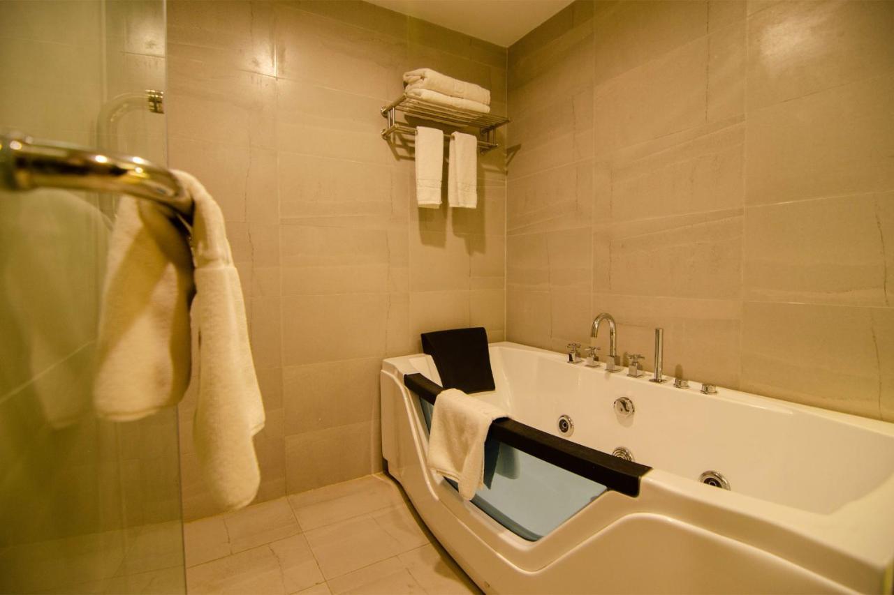 Best Western Sks Chattogram Chittagong Exterior photo